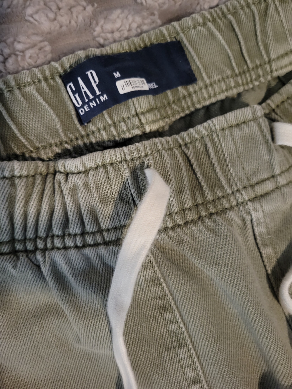 GAP Mid Rise SuperSoft Pull-On Barrel Jeans in Light Olive Sz M - Picture 7 of 15